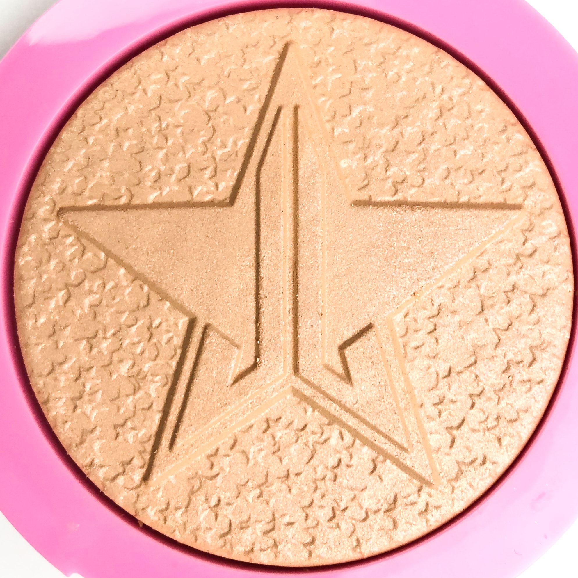 Jeffree Star Cosmetics Frozen Peach Supreme Frost Highlighter | Review