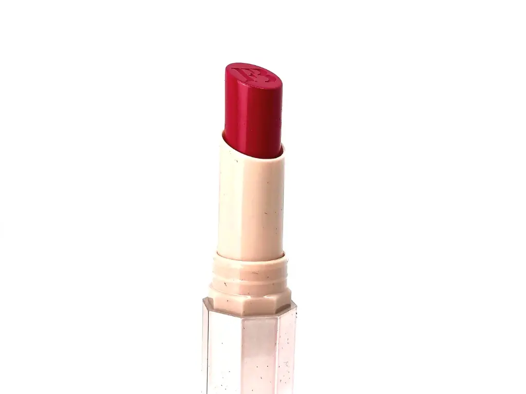 Review Fenty Beauty Candy Venom Mattemoiselle Plush Matte Lipstick (2)
