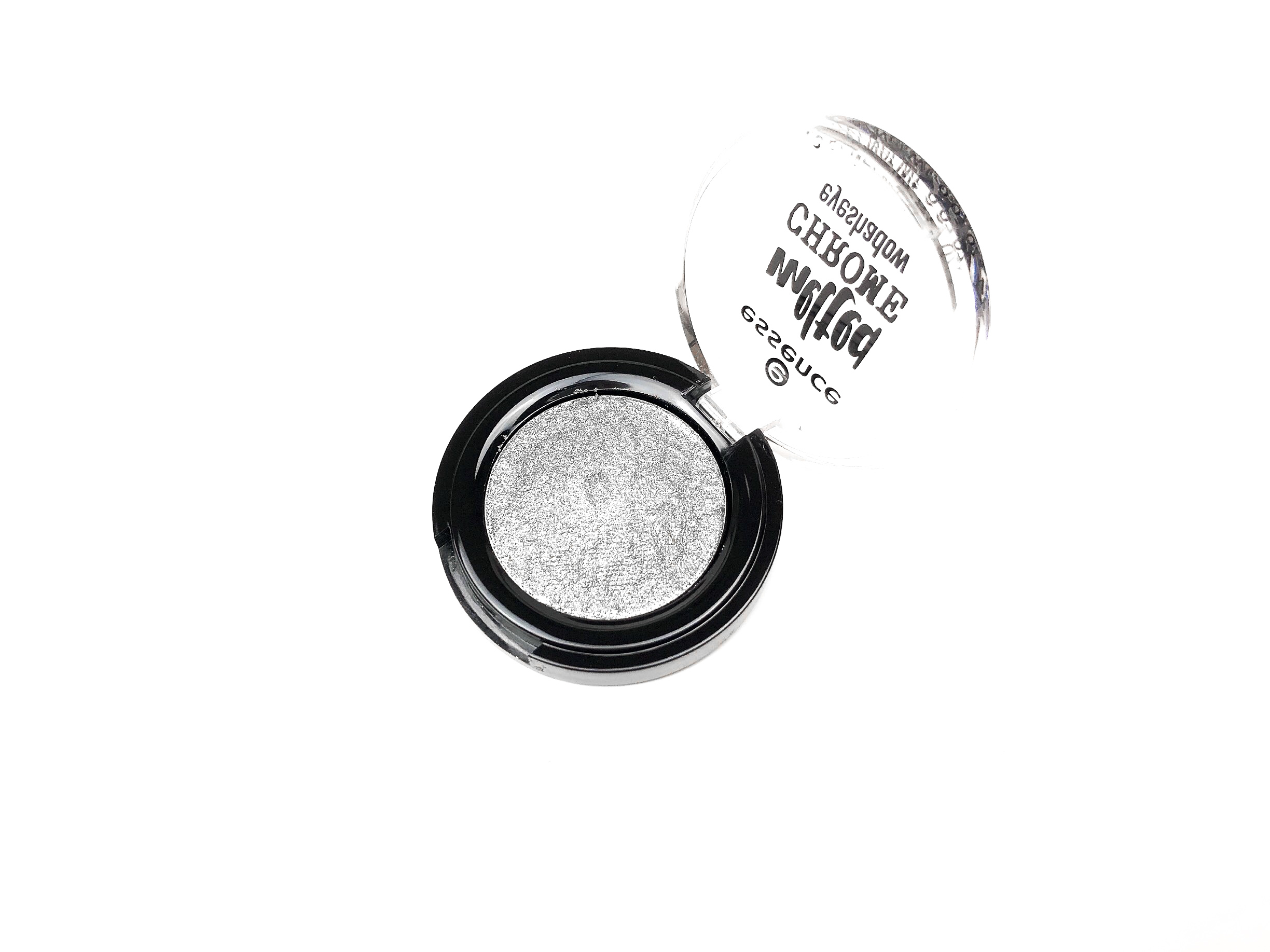 Review Essence Lead Me Melted Chrome Eyeshadow (2)