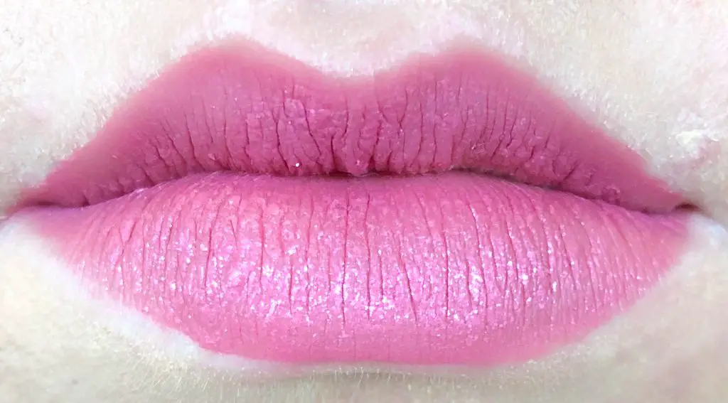 Essence 01 Glitter Rose Glitter Switch Liquid Lipstick 5