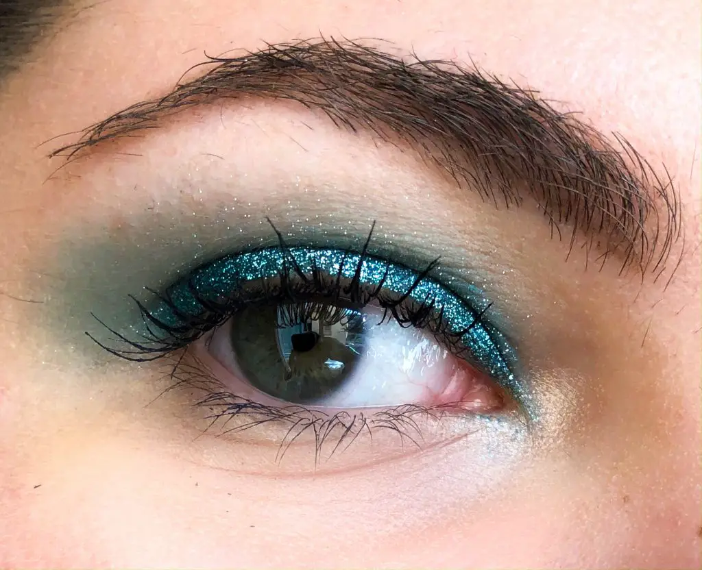 YSL Bold Blue Sequin Crush Mono Eyeshadow