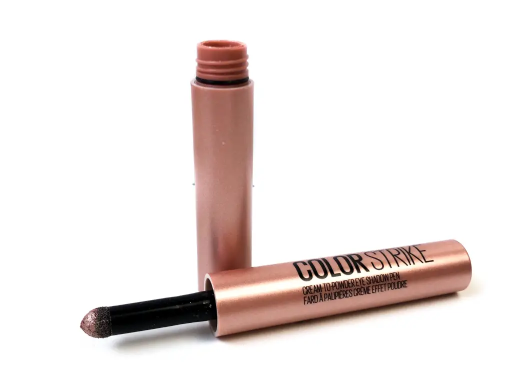 Maybelline Spark Color Strike Cream-to-Powder Eyeshadow Pen | Review