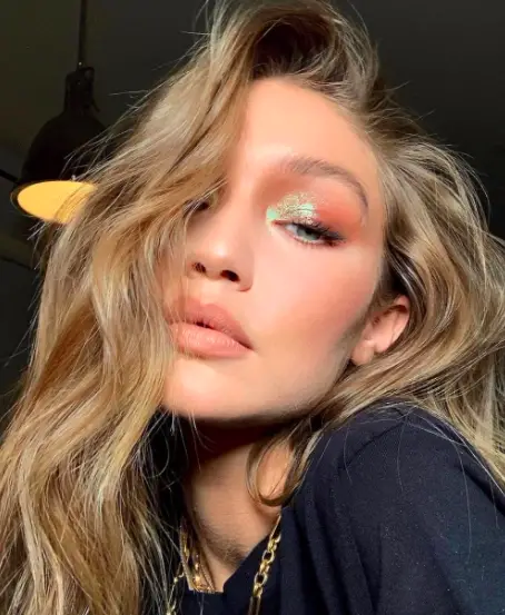Gigi Hadid Inspired Green Look #MakeupMonday - Blushy Darling