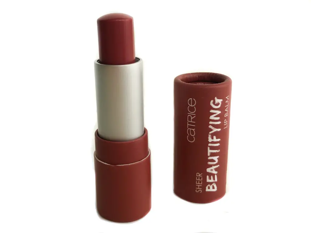 Catrice Fashion Mauvement , catrice sheer beautifying lip balm review , catrice sheer beautifying lip balm swatches , catrice sheer beautifying lip balm 020 , catrice sheer beautifying lip balm fashion movement , catrice , makeup , beauty , review ,