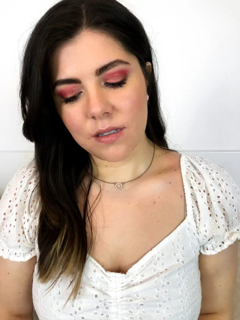 Soft & Wearable Red Look