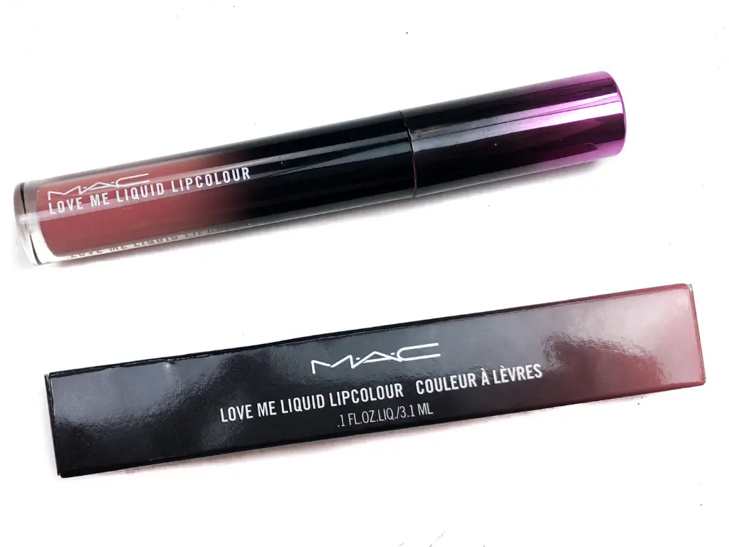 MAC Cosmetics Laissez Faire Love Me Liquid Lipcolour | Review